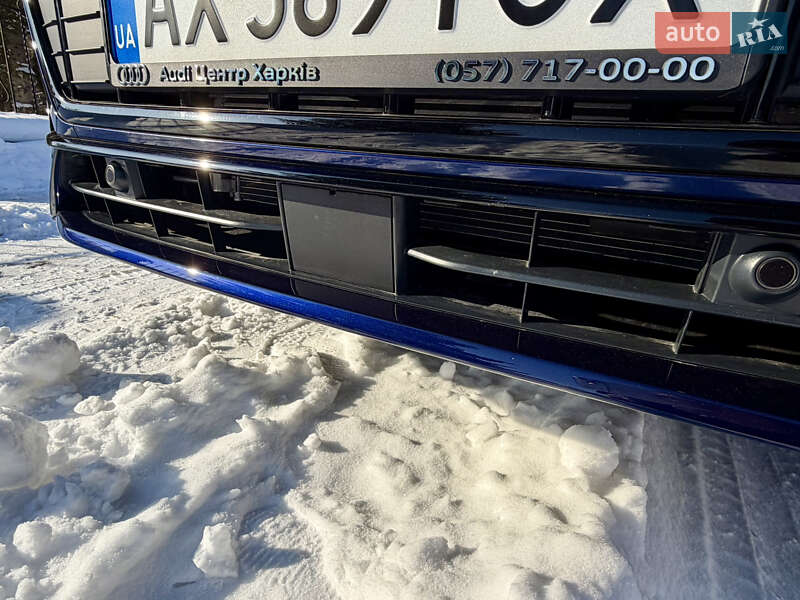 Позашляховик / Кросовер Audi Q3 2024 в Чернівцях