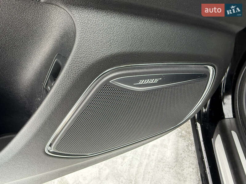 Позашляховик / Кросовер Audi Q3 2015 в Львові