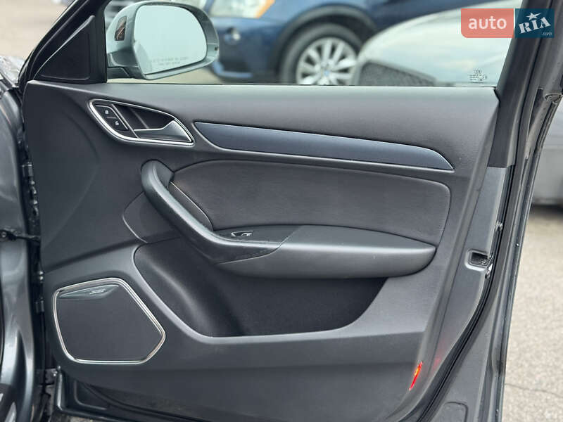 Позашляховик / Кросовер Audi Q3 2016 в Львові фото 18 Позашляховик / Кросовер Audi Q3 2016 в Львові