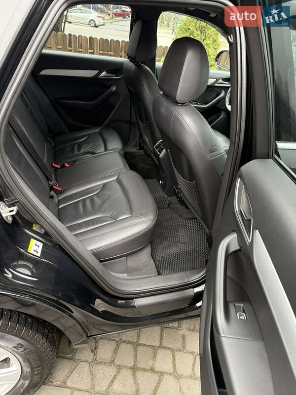 Позашляховик / Кросовер Audi Q3 2016 в Запоріжжі