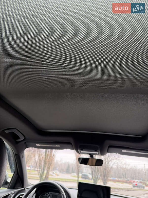 Позашляховик / Кросовер Audi Q3 2016 в Запоріжжі