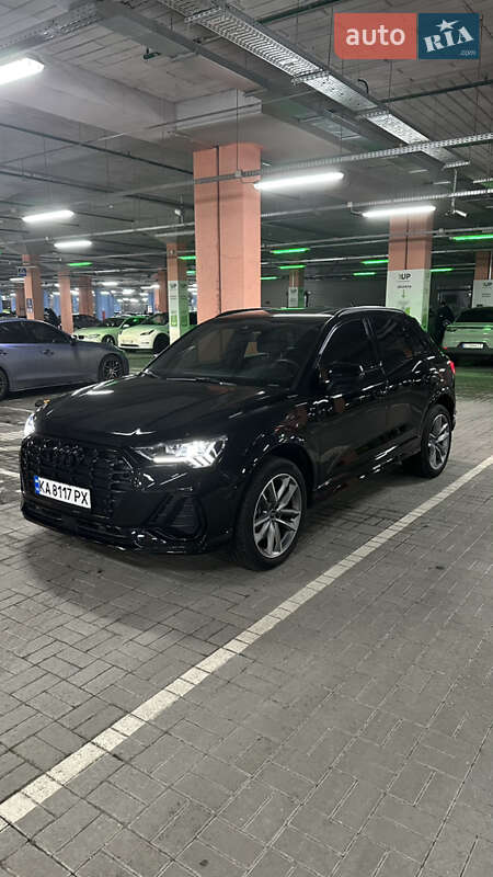 Позашляховик / Кросовер Audi Q3 2024 в Києві