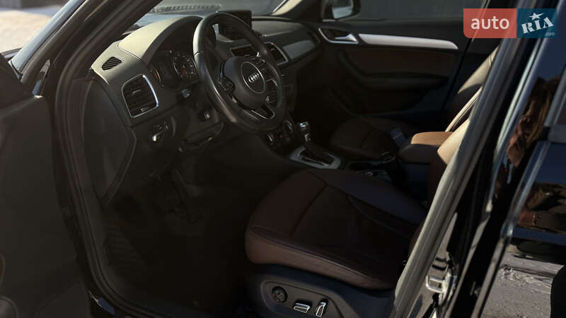 Позашляховик / Кросовер Audi Q3 2017 в Одесі