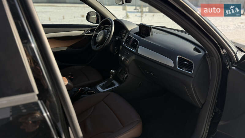 Позашляховик / Кросовер Audi Q3 2017 в Одесі