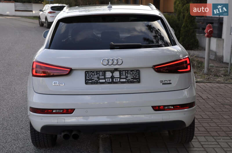 Позашляховик / Кросовер Audi Q3 2017 в Києві