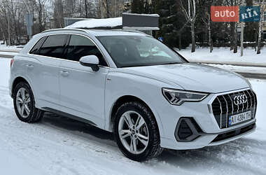 Внедорожник / Кроссовер Audi Q3 2022 в Киеве