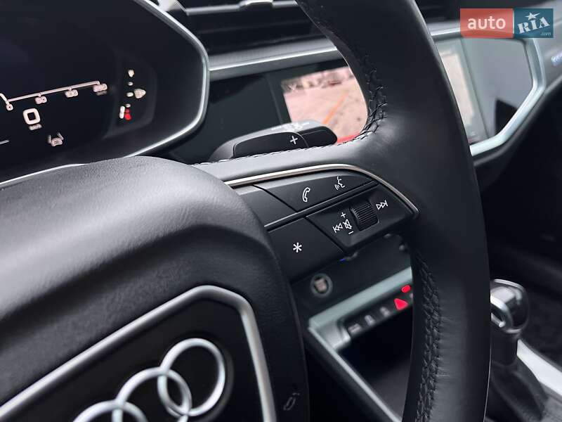 Позашляховик / Кросовер Audi Q3 2021 в Житомирі
