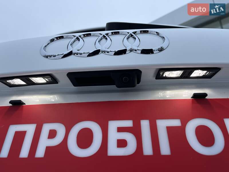 Позашляховик / Кросовер Audi Q3 2021 в Житомирі