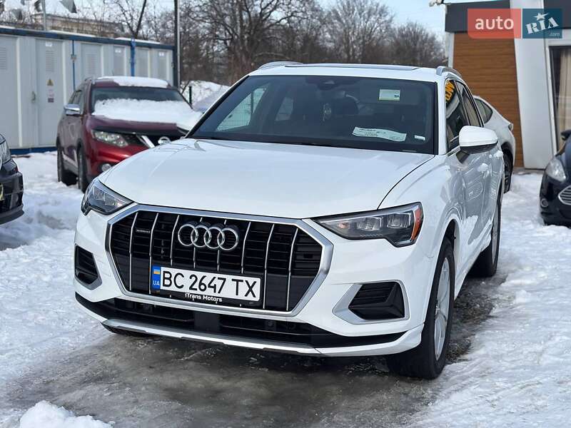 Позашляховик / Кросовер Audi Q3 2020 в Стрию