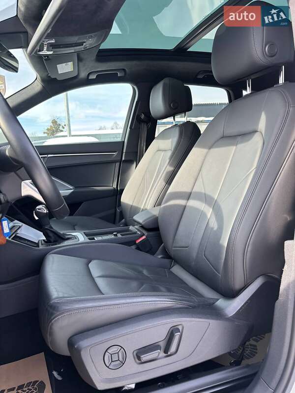 Позашляховик / Кросовер Audi Q3 2020 в Стрию