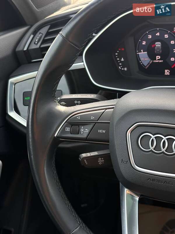 Позашляховик / Кросовер Audi Q3 2020 в Стрию