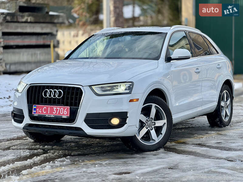 Позашляховик / Кросовер Audi Q3 2015 в Львові