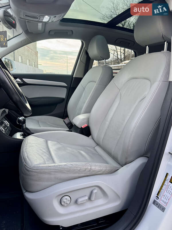 Позашляховик / Кросовер Audi Q3 2015 в Львові