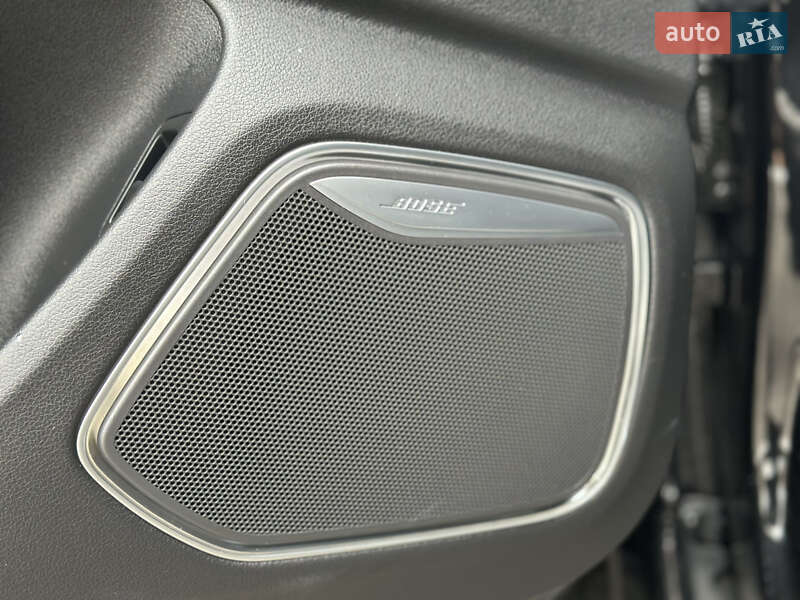 Позашляховик / Кросовер Audi Q3 2016 в Дубні