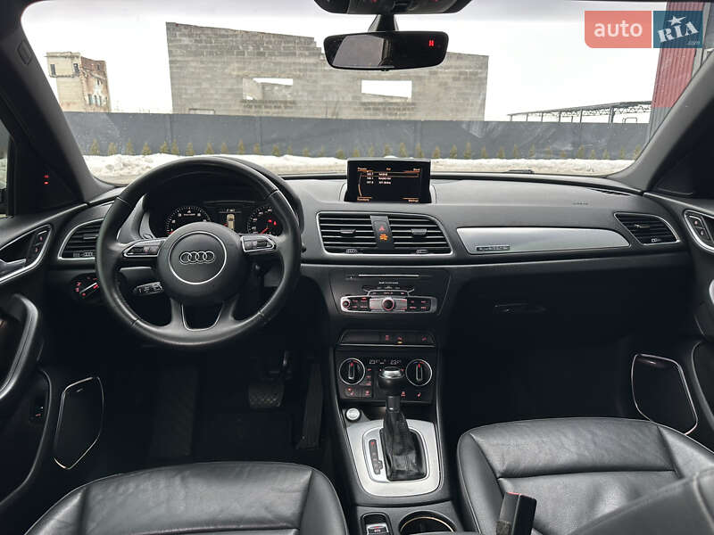 Позашляховик / Кросовер Audi Q3 2016 в Дубні