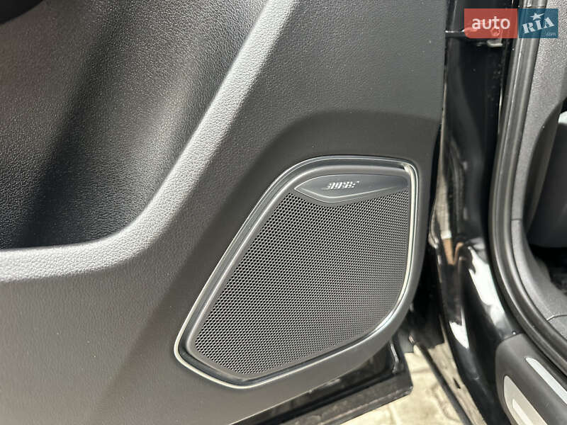 Позашляховик / Кросовер Audi Q3 2016 в Дубні