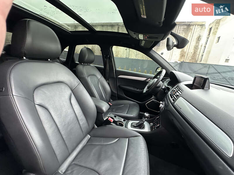 Позашляховик / Кросовер Audi Q3 2016 в Дубні