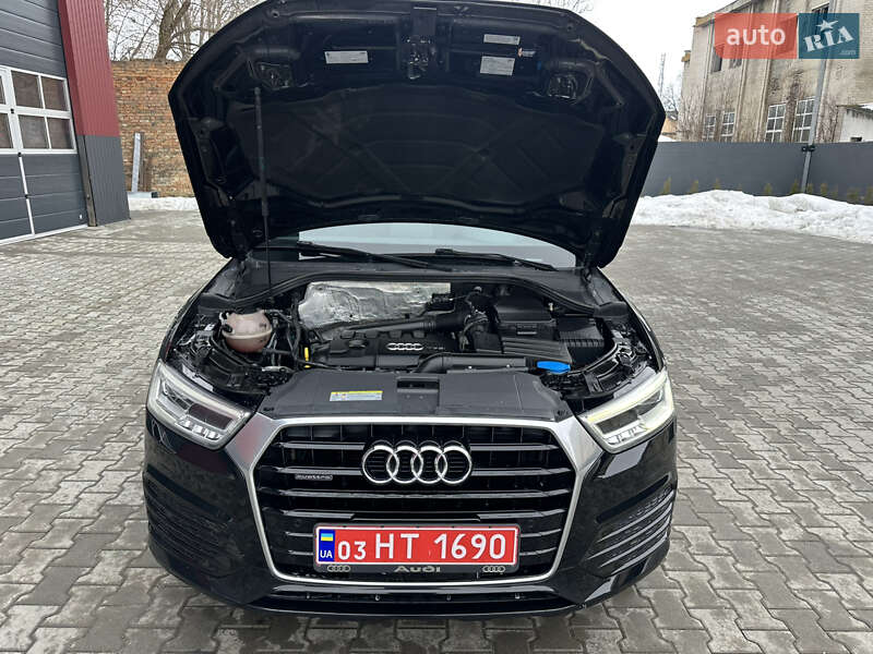 Позашляховик / Кросовер Audi Q3 2016 в Дубні