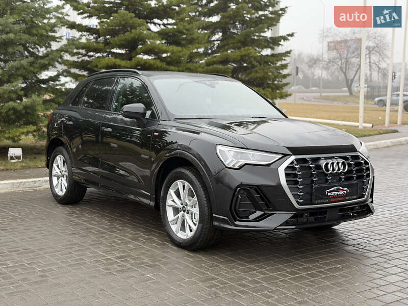 Позашляховик / Кросовер Audi Q3 2023 в Одесі