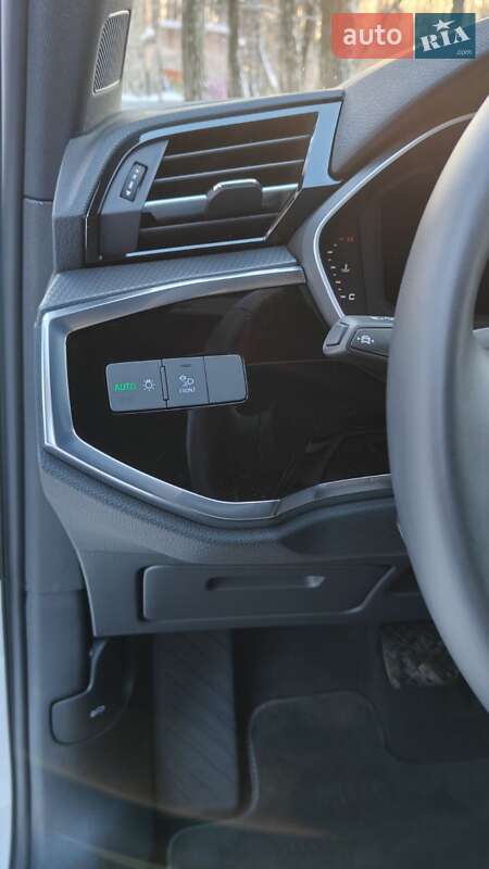 Внедорожник / Кроссовер Audi Q3 2024 в Хмельницком фото 29 Внедорожник / Кроссовер Audi Q3 2024 в Хмельницком
