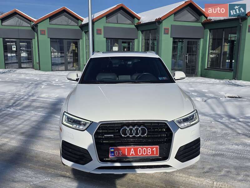 Позашляховик / Кросовер Audi Q3 2016 в Ірпені
