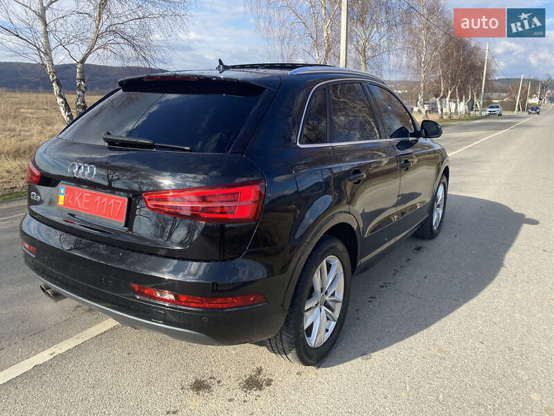 Позашляховик / Кросовер Audi Q3 2016 в Хусті