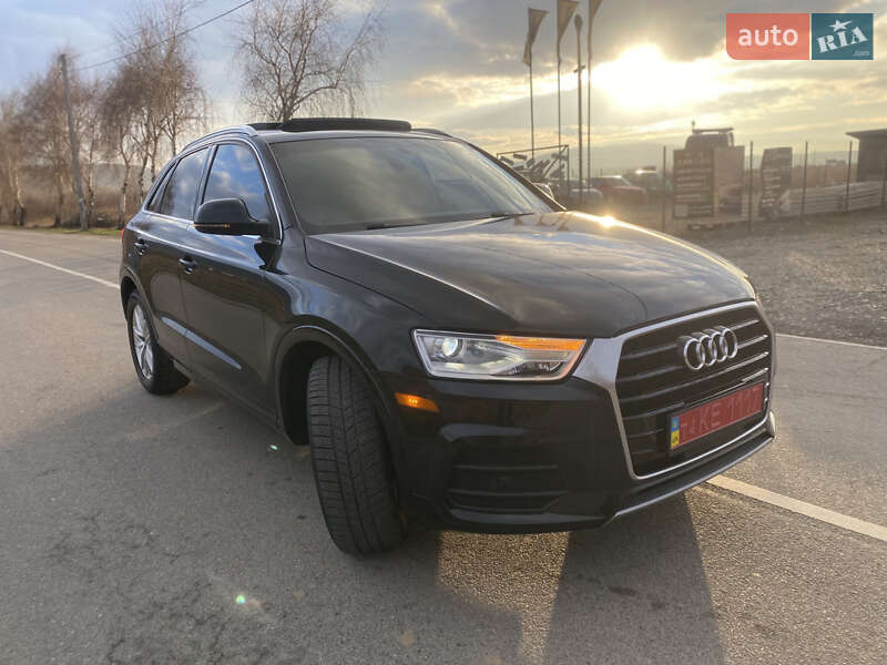 Позашляховик / Кросовер Audi Q3 2016 в Хусті