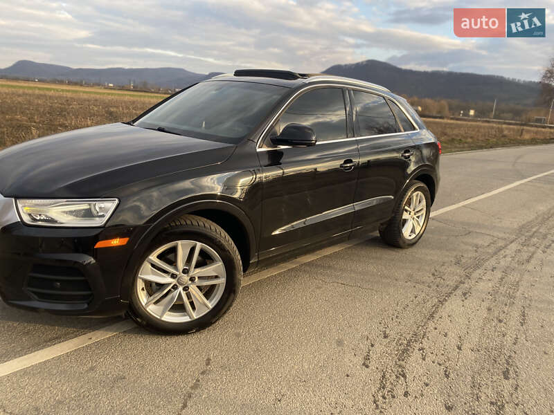 Позашляховик / Кросовер Audi Q3 2016 в Хусті