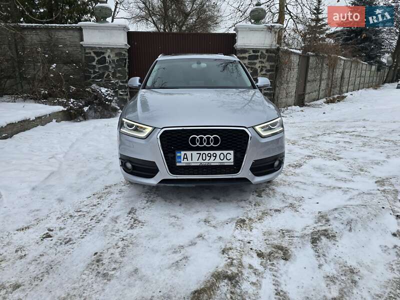 Позашляховик / Кросовер Audi Q3 2014 в Києві