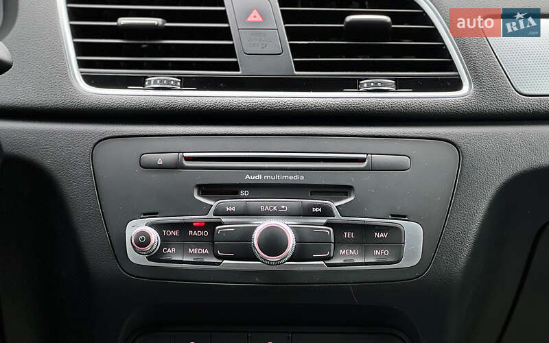 Внедорожник / Кроссовер Audi Q3 2016 в Львове