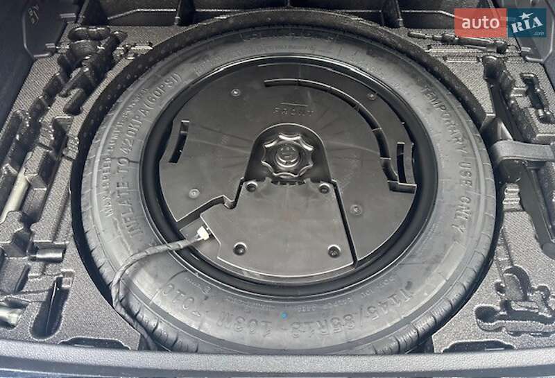 Внедорожник / Кроссовер Audi Q3 2025 в Киеве фото 19 Внедорожник / Кроссовер Audi Q3 2025 в Киеве