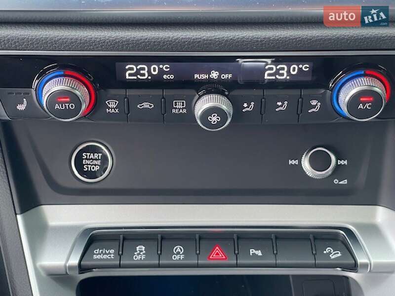 Внедорожник / Кроссовер Audi Q3 2025 в Киеве фото 41 Внедорожник / Кроссовер Audi Q3 2025 в Киеве