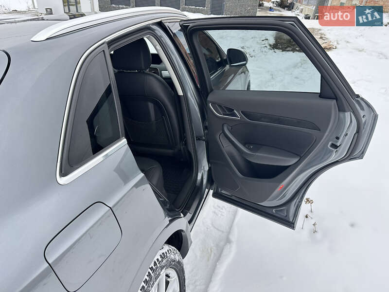 Позашляховик / Кросовер Audi Q3 2015 в Львові фото 23 Позашляховик / Кросовер Audi Q3 2015 в Львові