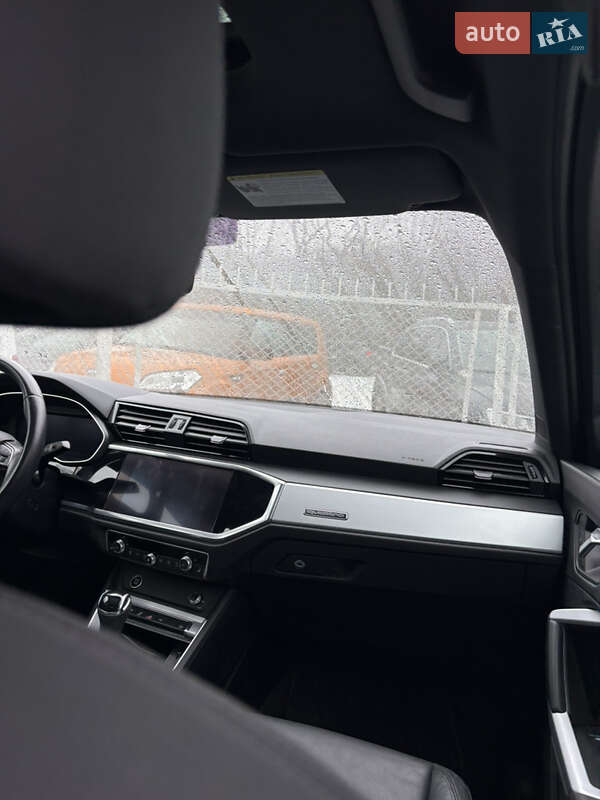 Внедорожник / Кроссовер Audi Q3 2021 в Виннице фото 27 Внедорожник / Кроссовер Audi Q3 2021 в Виннице