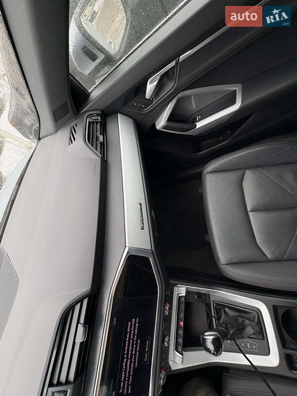 Внедорожник / Кроссовер Audi Q3 2021 в Виннице фото 29 Внедорожник / Кроссовер Audi Q3 2021 в Виннице