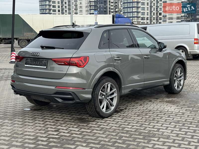 Позашляховик / Кросовер Audi Q3 2024 в Києві фото 7 Позашляховик / Кросовер Audi Q3 2024 в Києві
