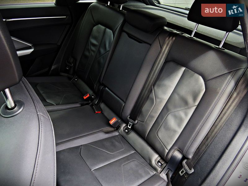 Внедорожник / Кроссовер Audi Q3 2024 в Черкассах фото 21 Внедорожник / Кроссовер Audi Q3 2024 в Черкассах