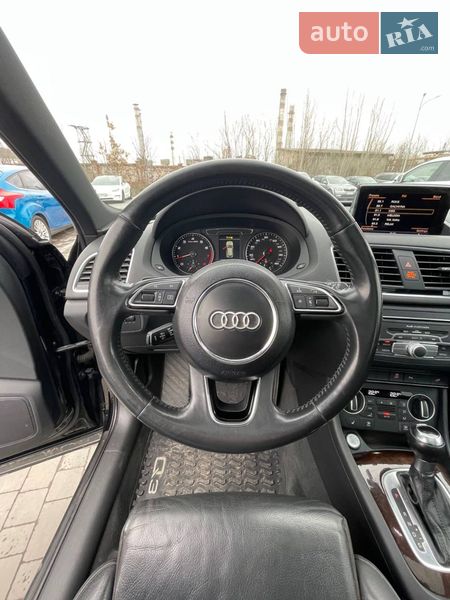 Позашляховик / Кросовер Audi Q3 2016 в Львові