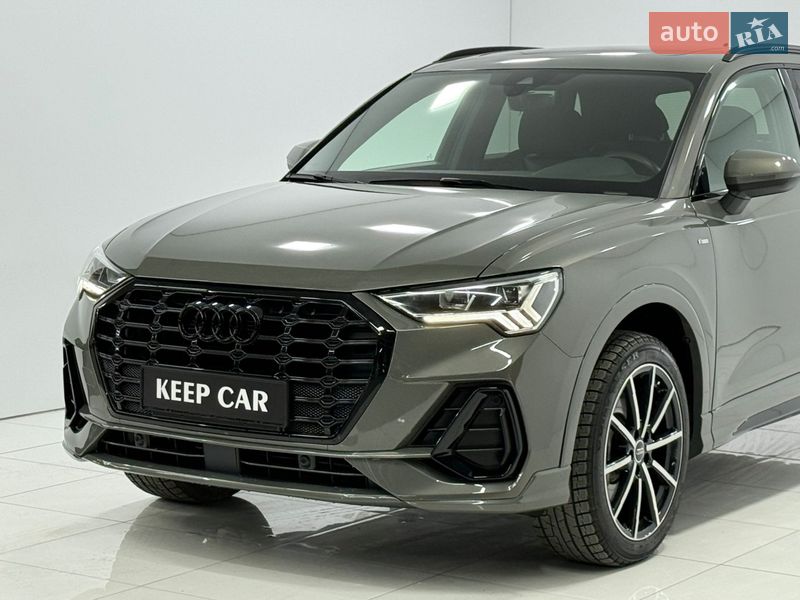Позашляховик / Кросовер Audi Q3 2020 в Одесі