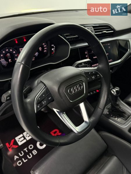 Позашляховик / Кросовер Audi Q3 2020 в Одесі