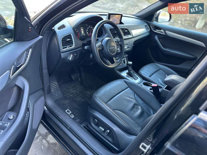 Позашляховик / Кросовер Audi Q3 2016 в Тернополі