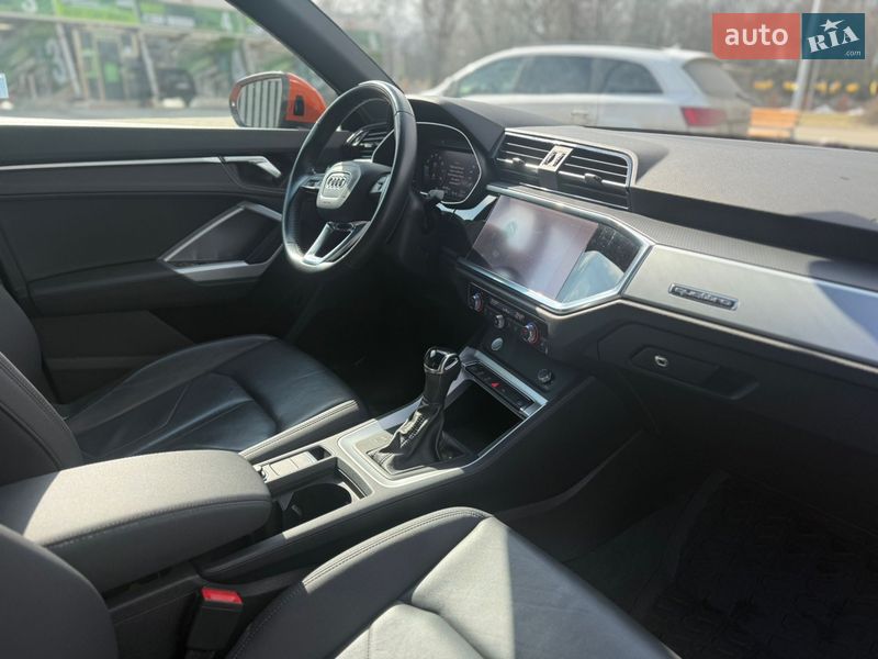 Внедорожник / Кроссовер Audi Q3 2020 в Кропивницком