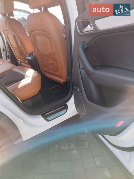 Внедорожник / Кроссовер Audi Q3 2015 в Хмельницком