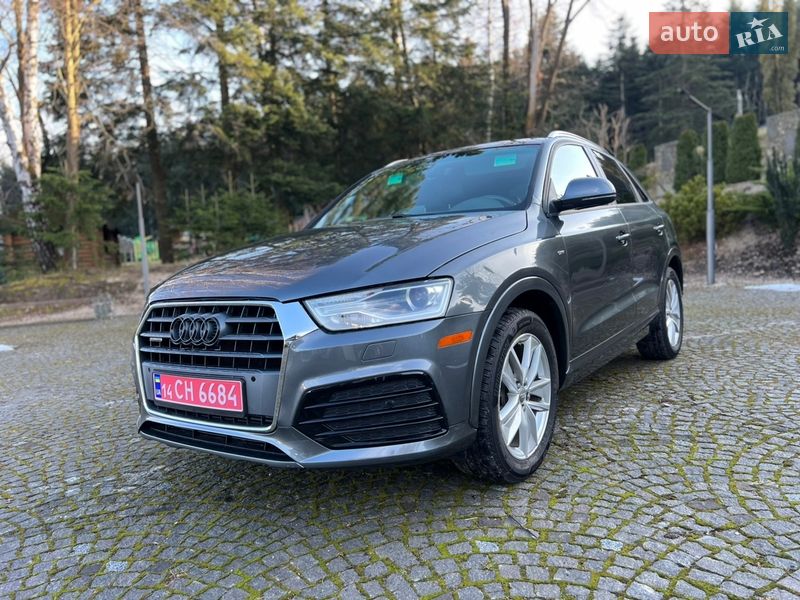 Позашляховик / Кросовер Audi Q3 2017 в Старому Самборі