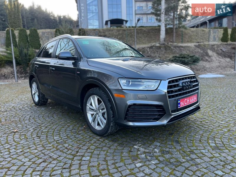 Позашляховик / Кросовер Audi Q3 2017 в Старому Самборі