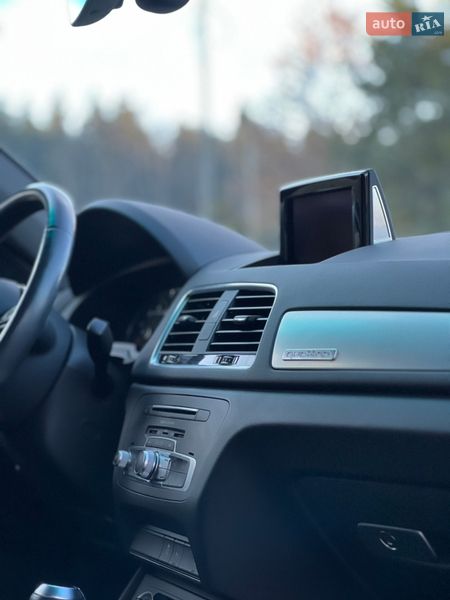 Позашляховик / Кросовер Audi Q3 2017 в Старому Самборі