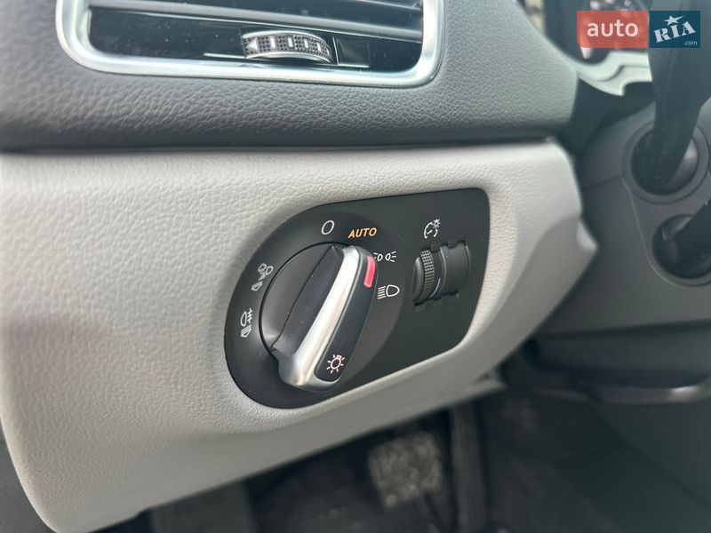 Внедорожник / Кроссовер Audi Q3 2016 в Львове