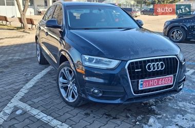 Внедорожник / Кроссовер Audi Q3 2015 в Луцке