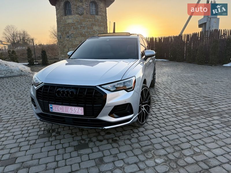 Позашляховик / Кросовер Audi Q3 2020 в Тернополі