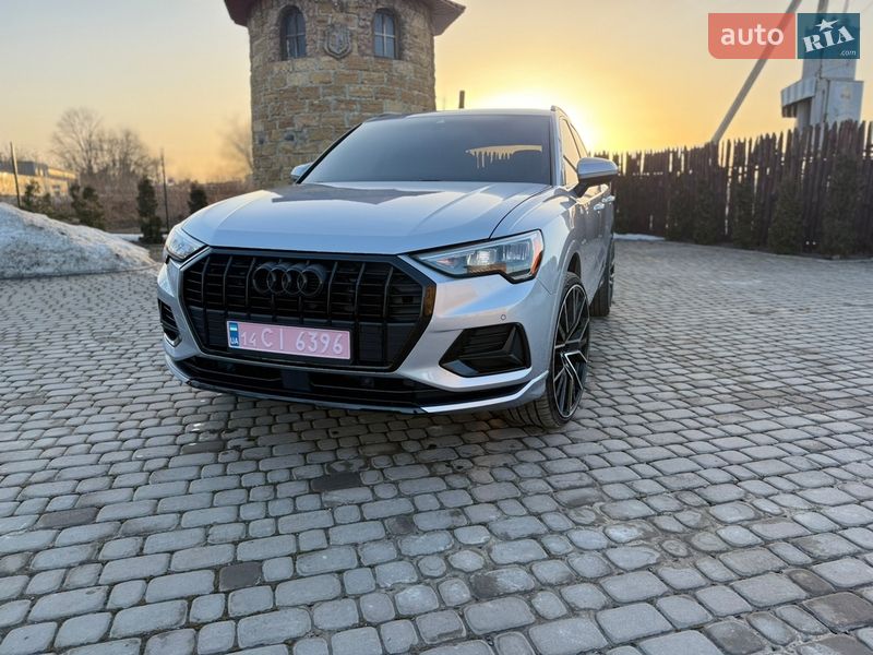 Позашляховик / Кросовер Audi Q3 2020 в Тернополі